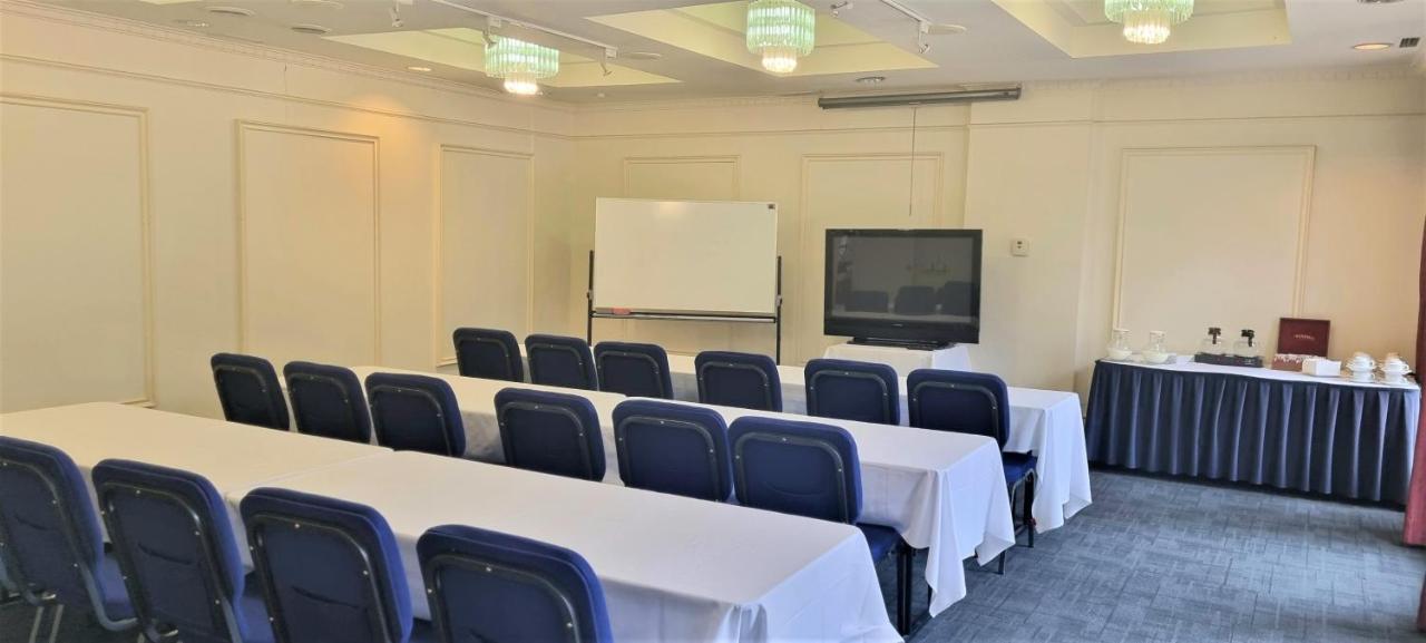 Hotel Cavalier Wantirna South Zewnętrze zdjęcie