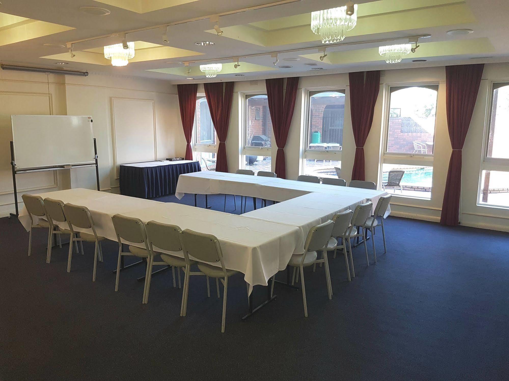 Hotel Cavalier Wantirna South Zewnętrze zdjęcie